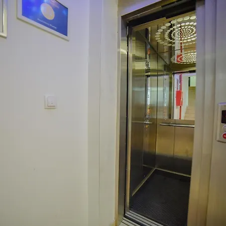 Bramar Apartment *
