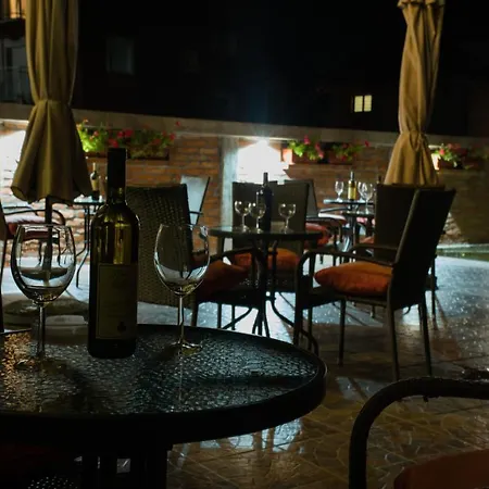 Bramar Apartment