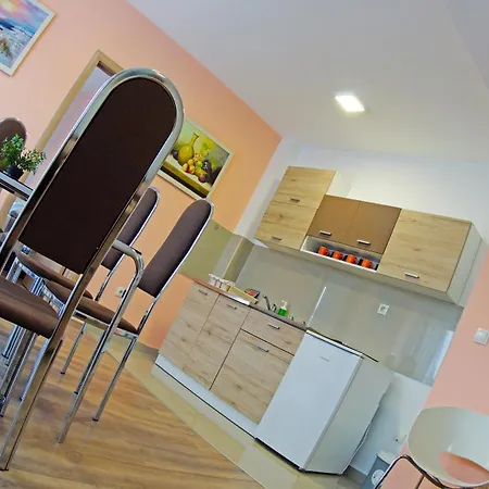 Bramar Apartment *