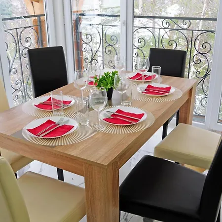 Bramar Apartment *